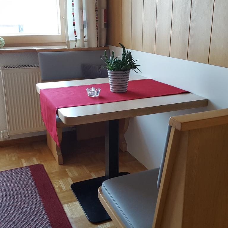 Appartements Gaestehaus Monika Bezau Exterior foto